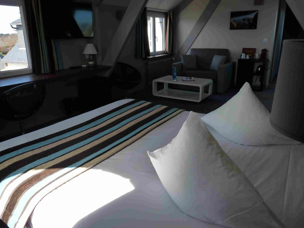 Hotel Des Rochers بيرو جْييريك المظهر الخارجي الصورة